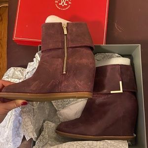 Johnston & Murphy new in box Brynn cuff booties
